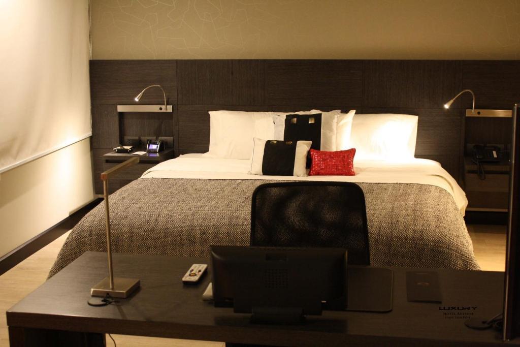 Casa Gaitan Cortes Hotel Bogotá Zimmer foto